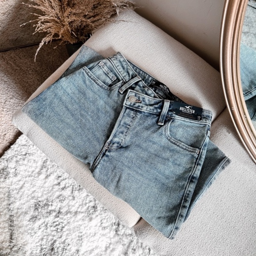 Hollister Asymmetrical Ultra High Rise Vintage Straight